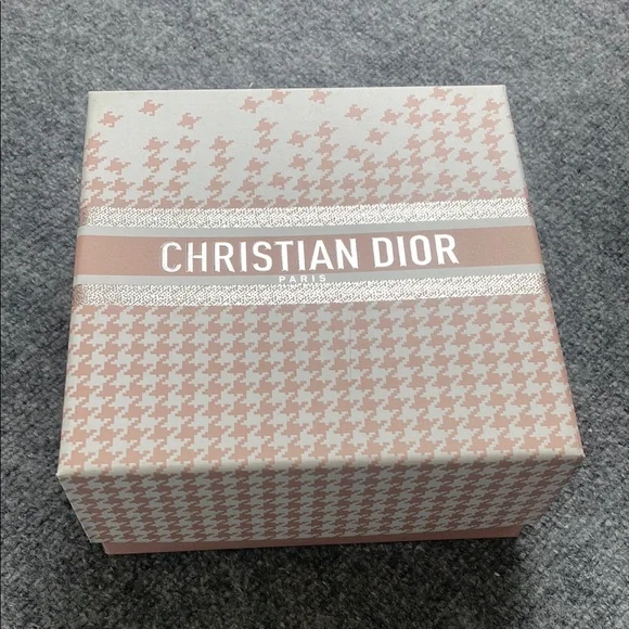 GWP Dior crossbody bag - Picture 2 of 4